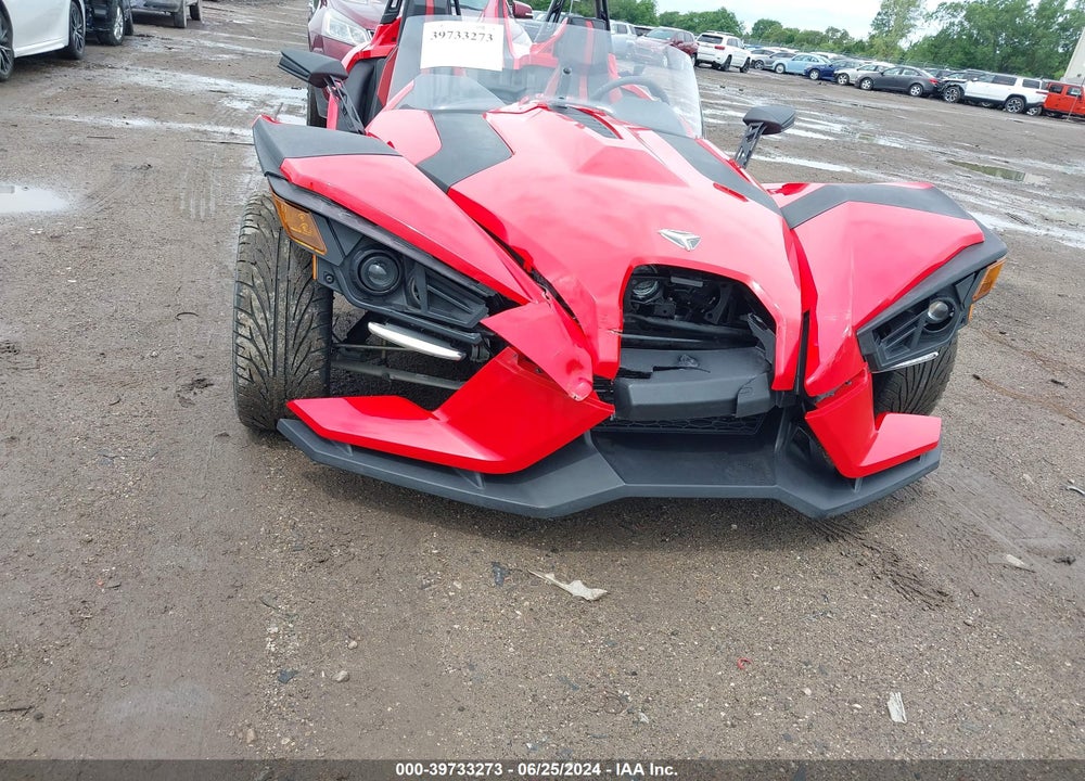 2015 POLARIS SLINGSHOT SL VIN: 57XAAPFA4F5100535