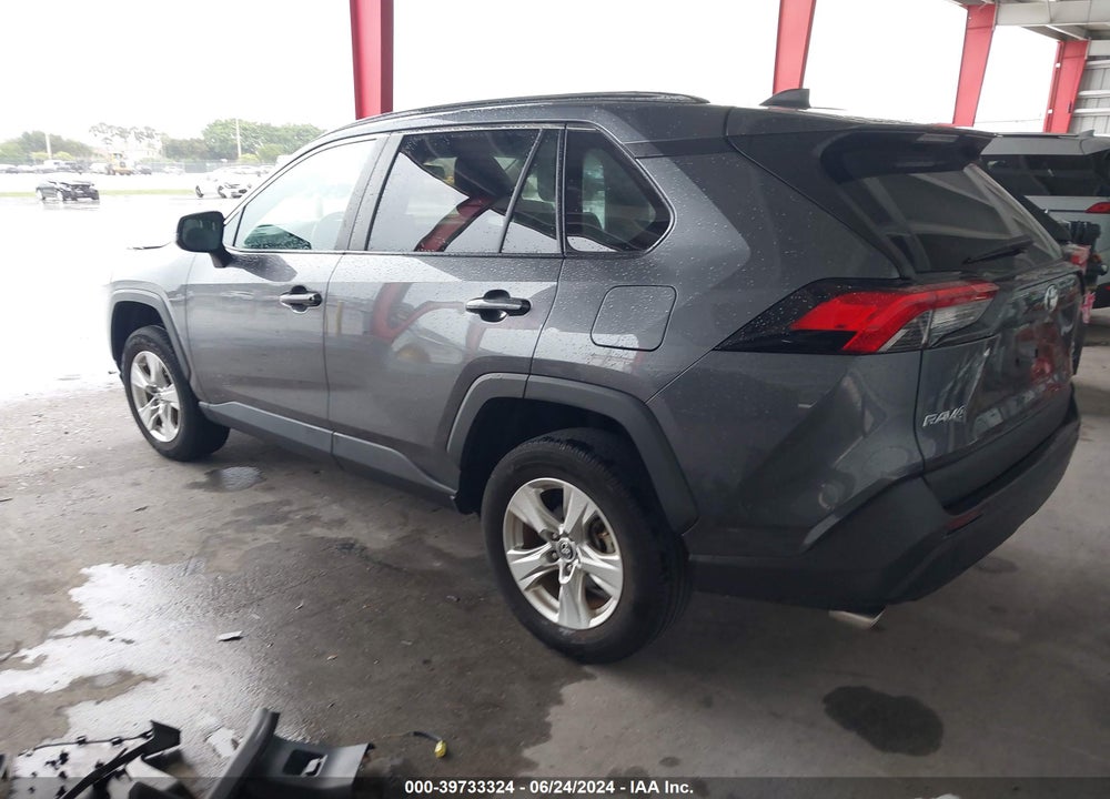 2021 TOYOTA RAV4 XLE VIN: 2T3W1RFV0MC151549