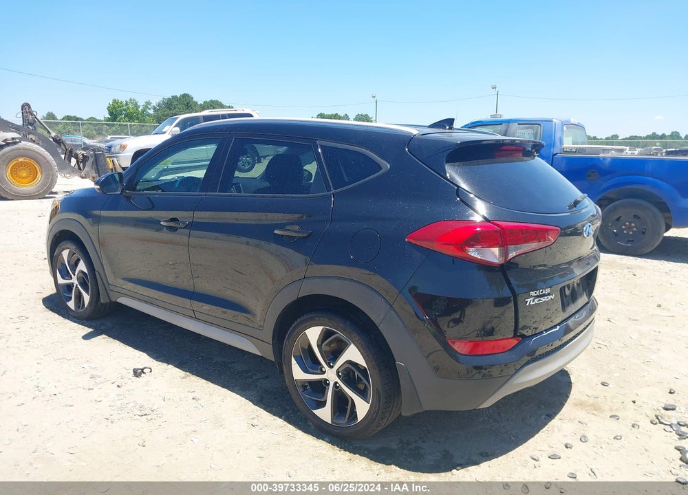 2018 HYUNDAI TUCSON SPORT VIN: KM8J33AL4JU752442