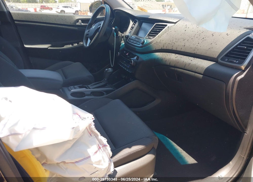 2018 HYUNDAI TUCSON SPORT VIN: KM8J33AL4JU752442