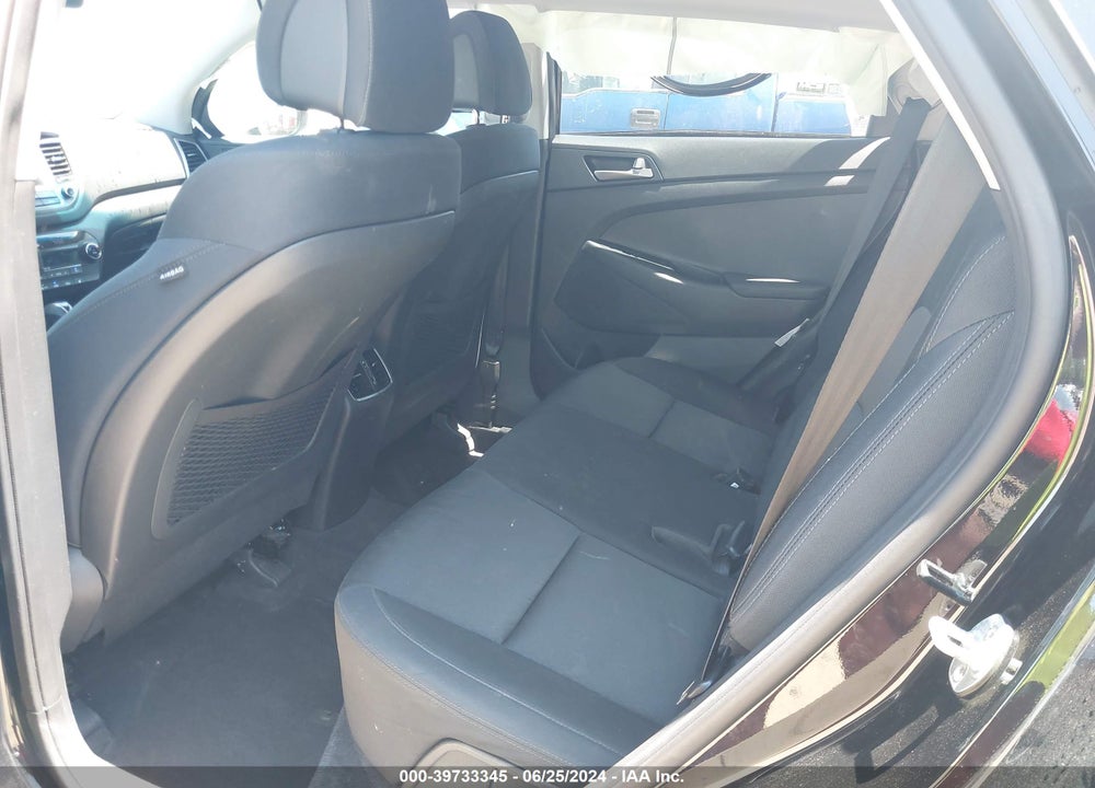 2018 HYUNDAI TUCSON SPORT VIN: KM8J33AL4JU752442