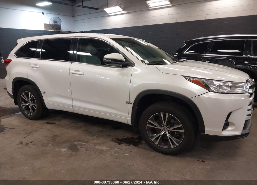 2017 TOYOTA HIGHLANDER LE VIN: 5TDBZRFH0HS423170