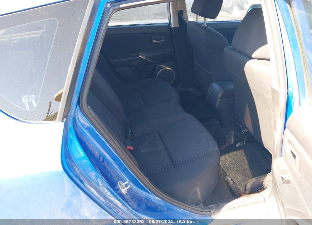 2006 MAZDA 3 S TOURING VIN: JM1BK343961402174