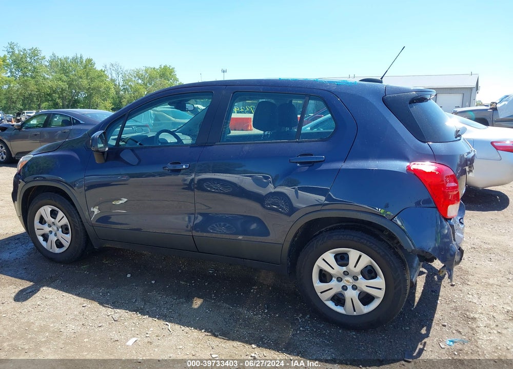 2018 CHEVROLET TRAX LS VIN: 3GNCJKSB6JL377500