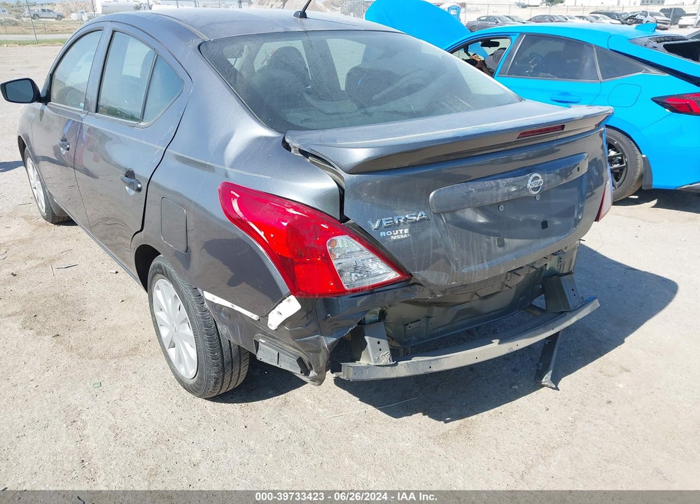 2018 NISSAN VERSA 1.6 S+ VIN: 3N1CN7AP6JL855103