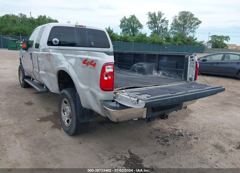2009 FORD F-350 FX4/LARIAT/XL/XLT VIN: 1FTWX31R39EA57667