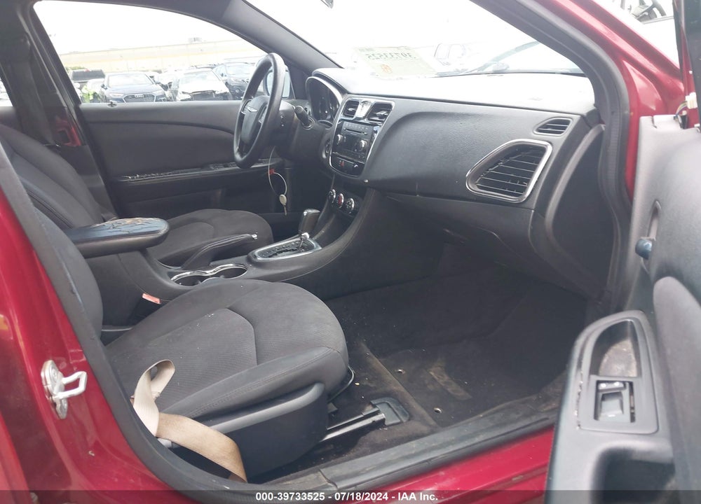 2014 CHRYSLER 200 LX VIN: 1C3CCBAB2EN210405