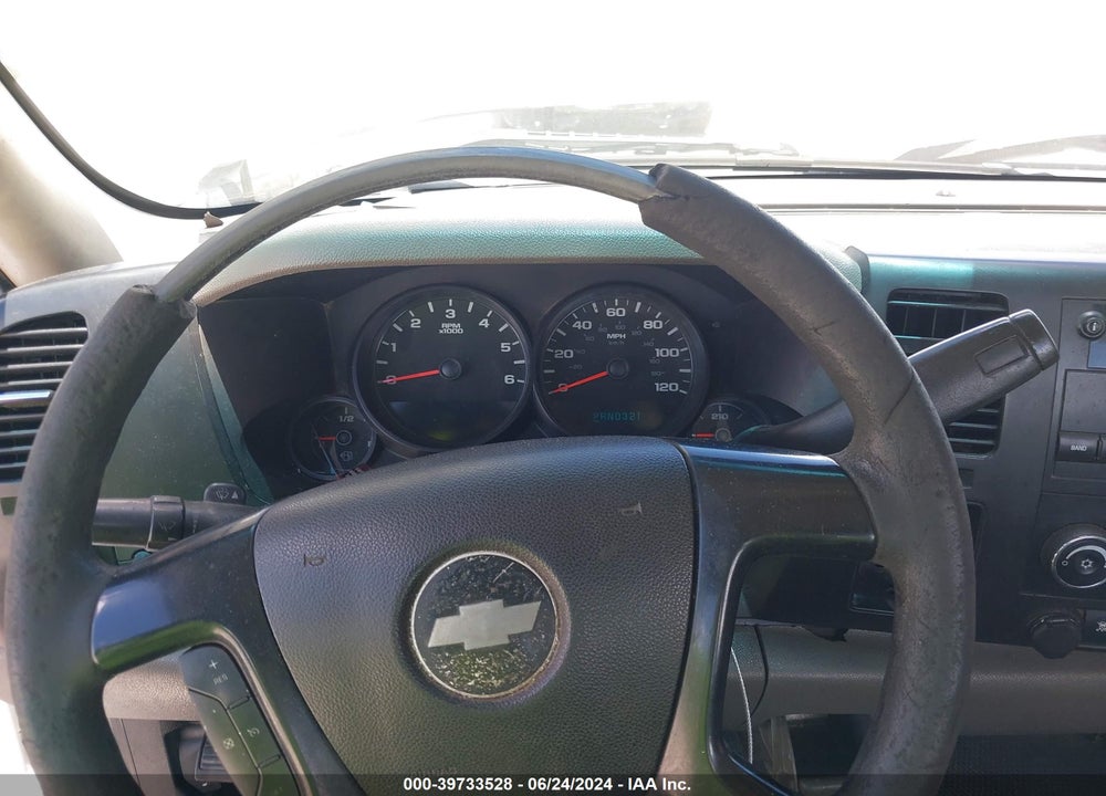 2010 CHEVROLET SILVERADO 1500 WORK TRUCK VIN: 1GCPCPEA0AZ285179