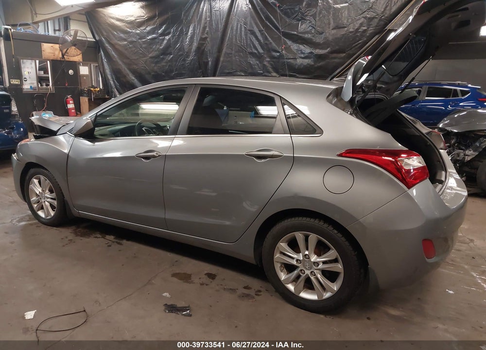 2014 HYUNDAI ELANTRA GT VIN: KMHD35LH2EU165888
