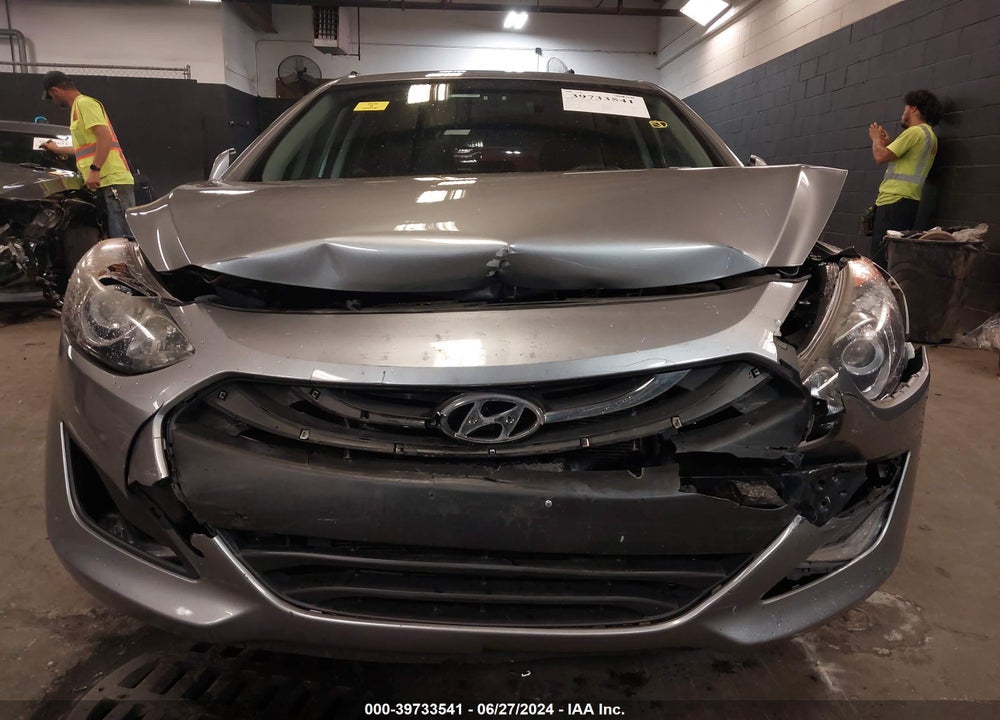 2014 HYUNDAI ELANTRA GT VIN: KMHD35LH2EU165888