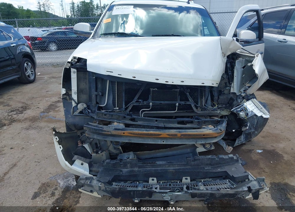 2010 CADILLAC ESCALADE ESV PREMIUM VIN: 1GYUKJEF8AR181466