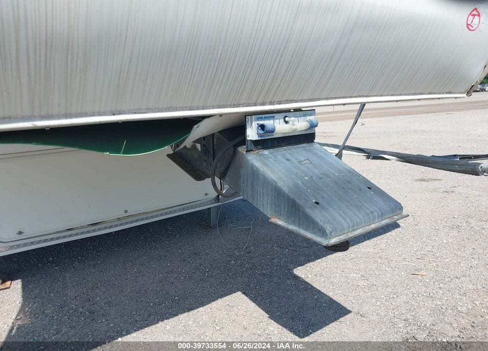 2010 CROSSROADS 5TH WHEEL TRAILER VIN: 4V0FC2529AA010521