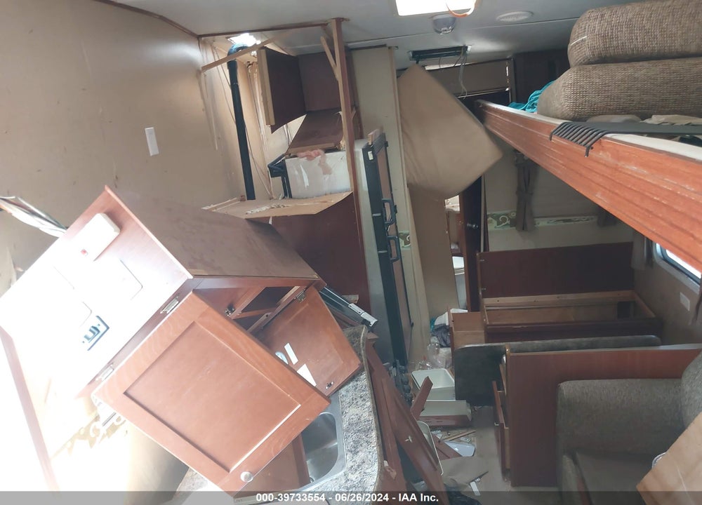 2010 CROSSROADS 5TH WHEEL TRAILER VIN: 4V0FC2529AA010521
