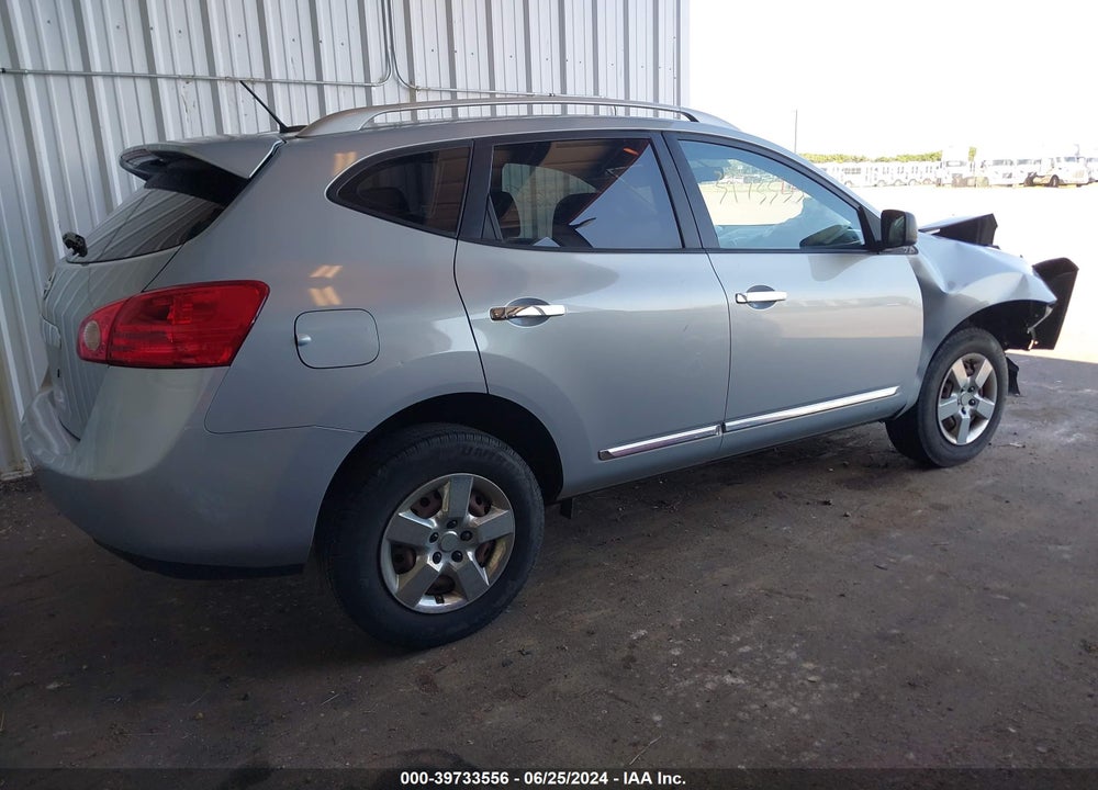 2015 NISSAN ROGUE SELECT S VIN: JN8AS5MT2FW154476