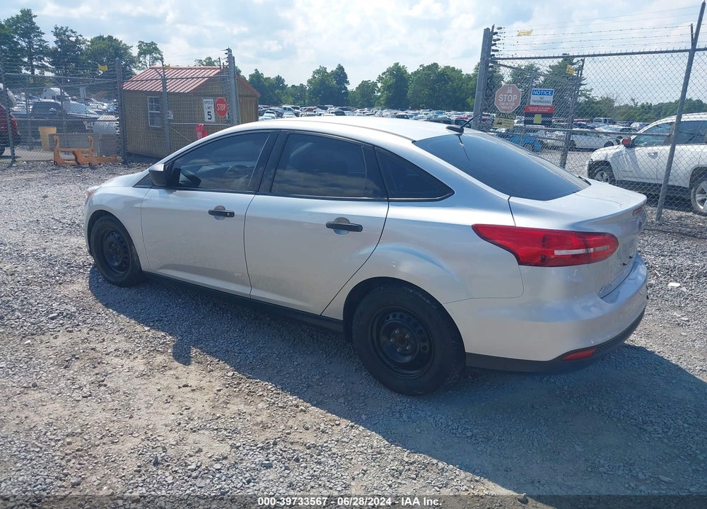 2018 FORD FOCUS S VIN: 1FADP3E23JL275246