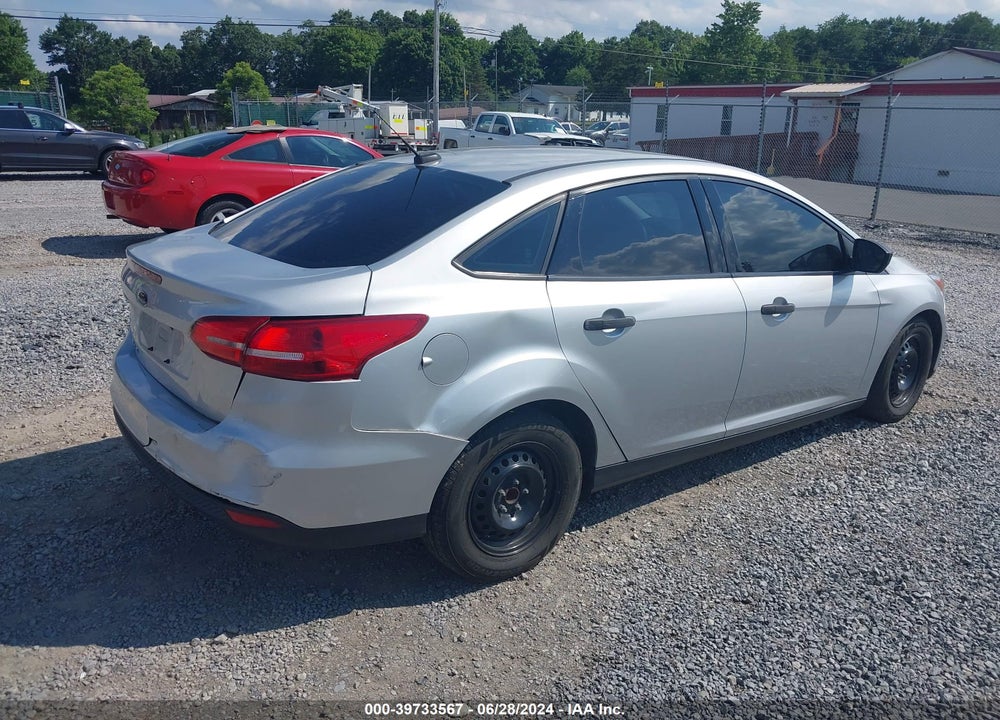 2018 FORD FOCUS S VIN: 1FADP3E23JL275246