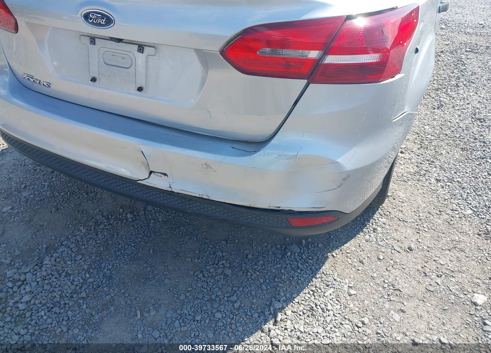 2018 FORD FOCUS S VIN: 1FADP3E23JL275246