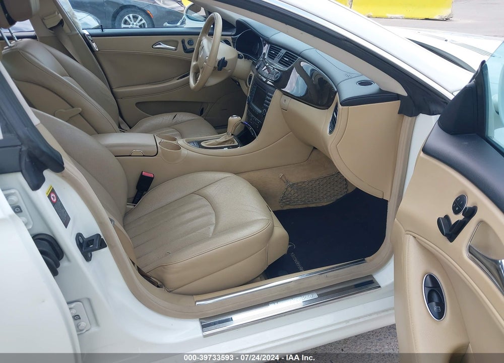 2007 MERCEDES-BENZ CLS 550 VIN: WDDDJ72X97A081270