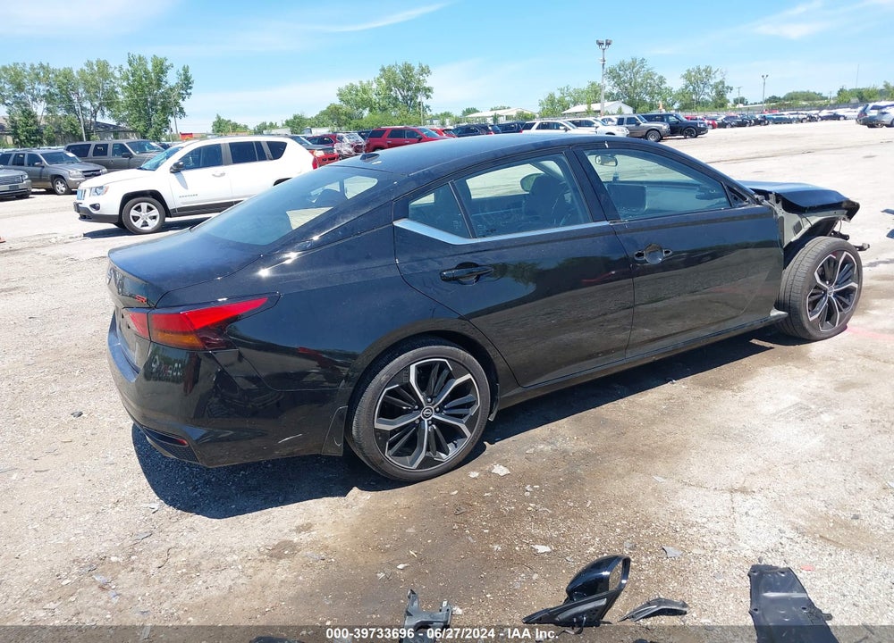 2023 NISSAN ALTIMA SR FWD VIN: 1N4BL4CV2PN336265