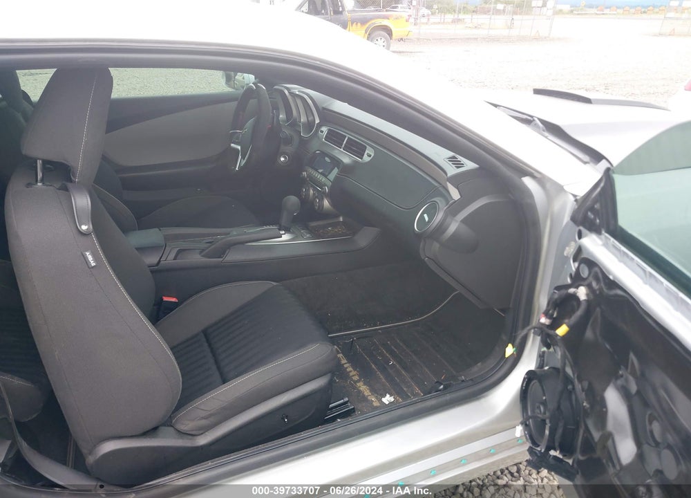 2015 CHEVROLET CAMARO 2LS VIN: 2G1FB1E38F9308635