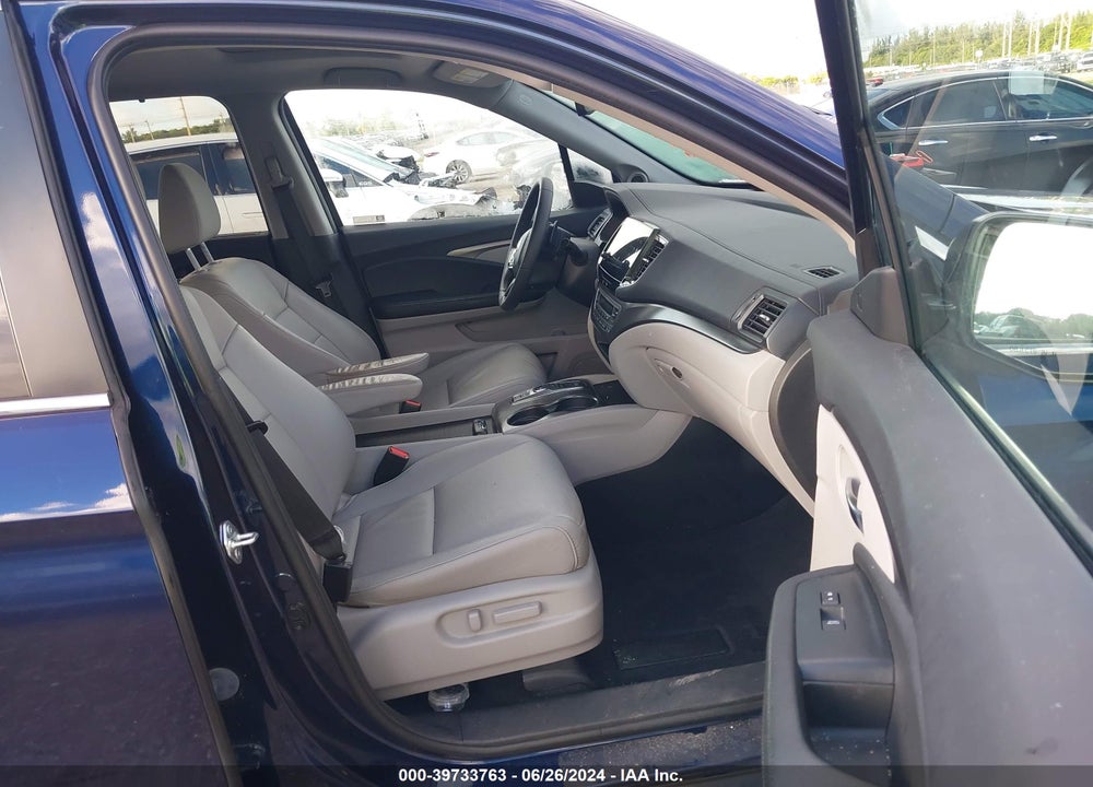 2022 HONDA PILOT 2WD EX-L VIN: 5FNYF5H53NB008584