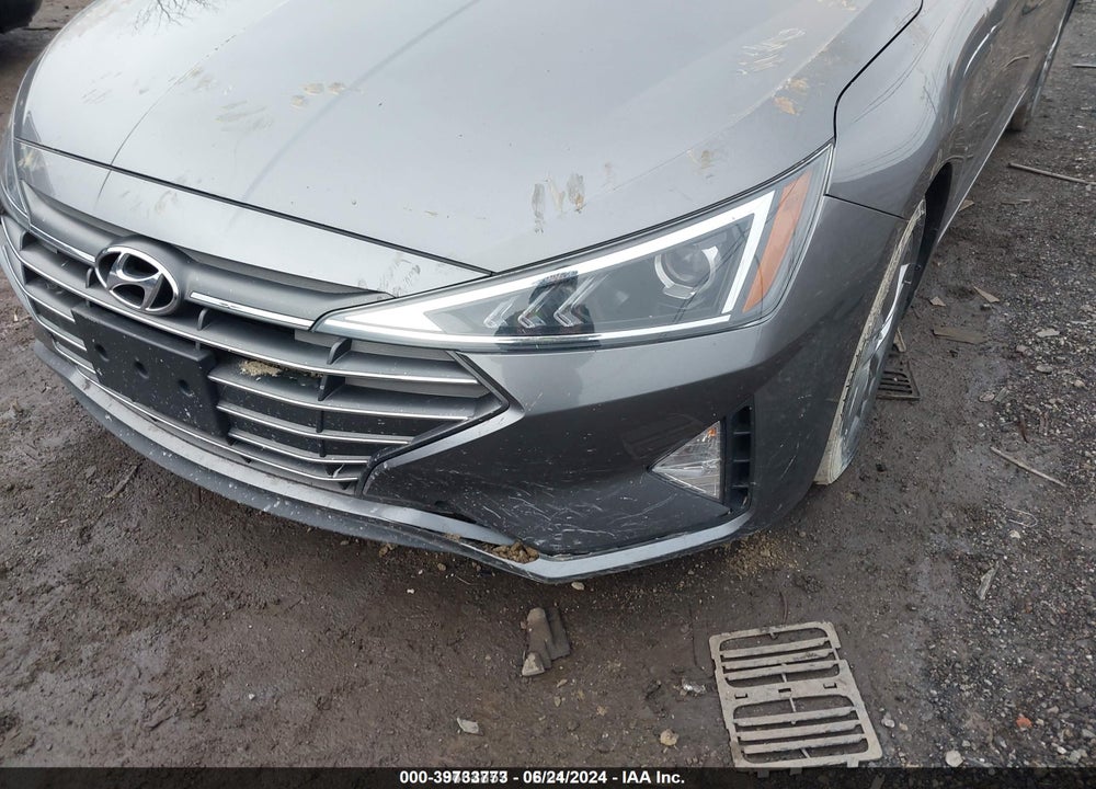 2020 HYUNDAI ELANTRA SEL VIN: 5NPD84LF7LH539322