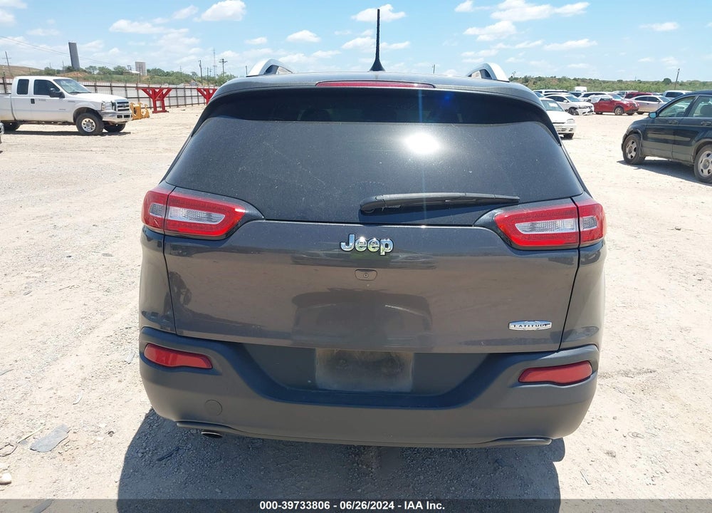 2018 JEEP CHEROKEE LATITUDE PLUS FWD VIN: 1C4PJLLB1JD518557