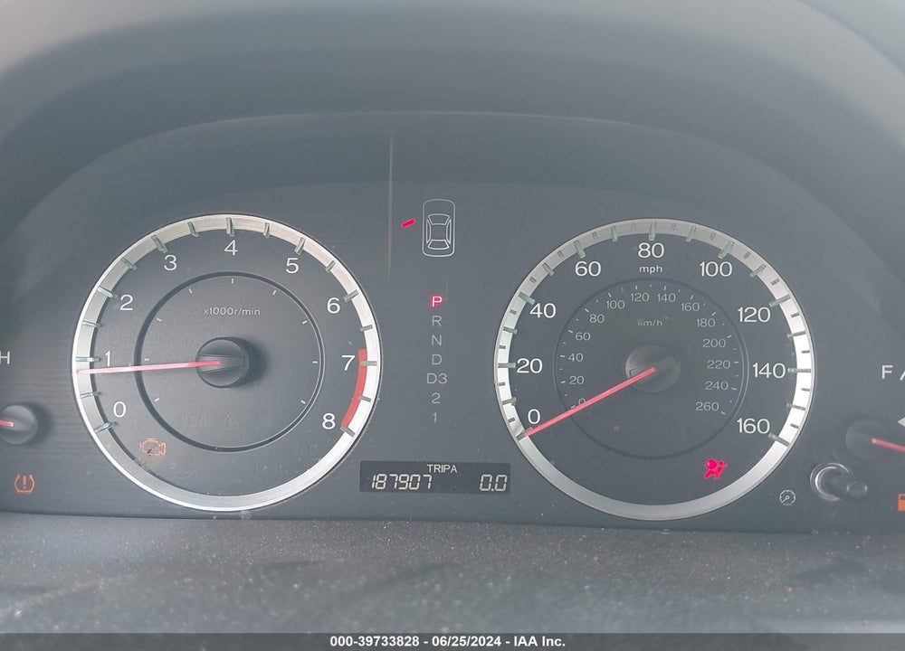 2010 HONDA ACCORD 2.4 LX VIN: 1HGCP2F33AA062978