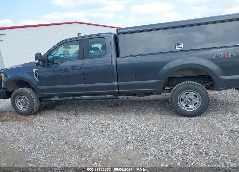 2017 FORD F-250 XL VIN: 1FT7X2B64HEC39301