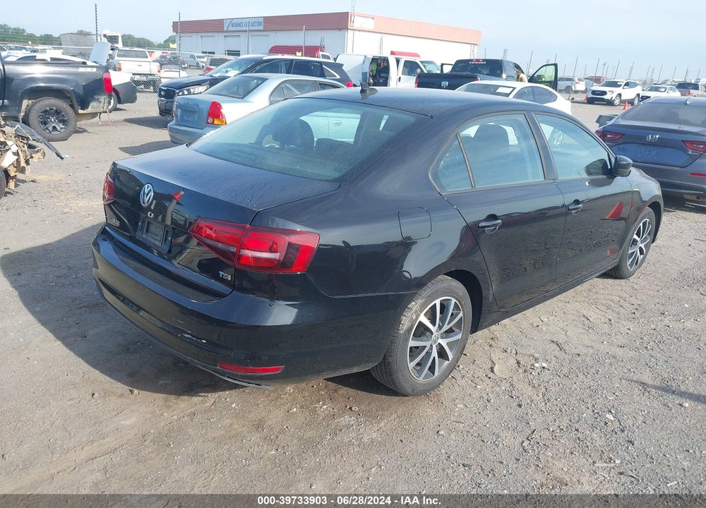 2016 VOLKSWAGEN JETTA 1.4T SE VIN: 3VWD67AJ9GM269490