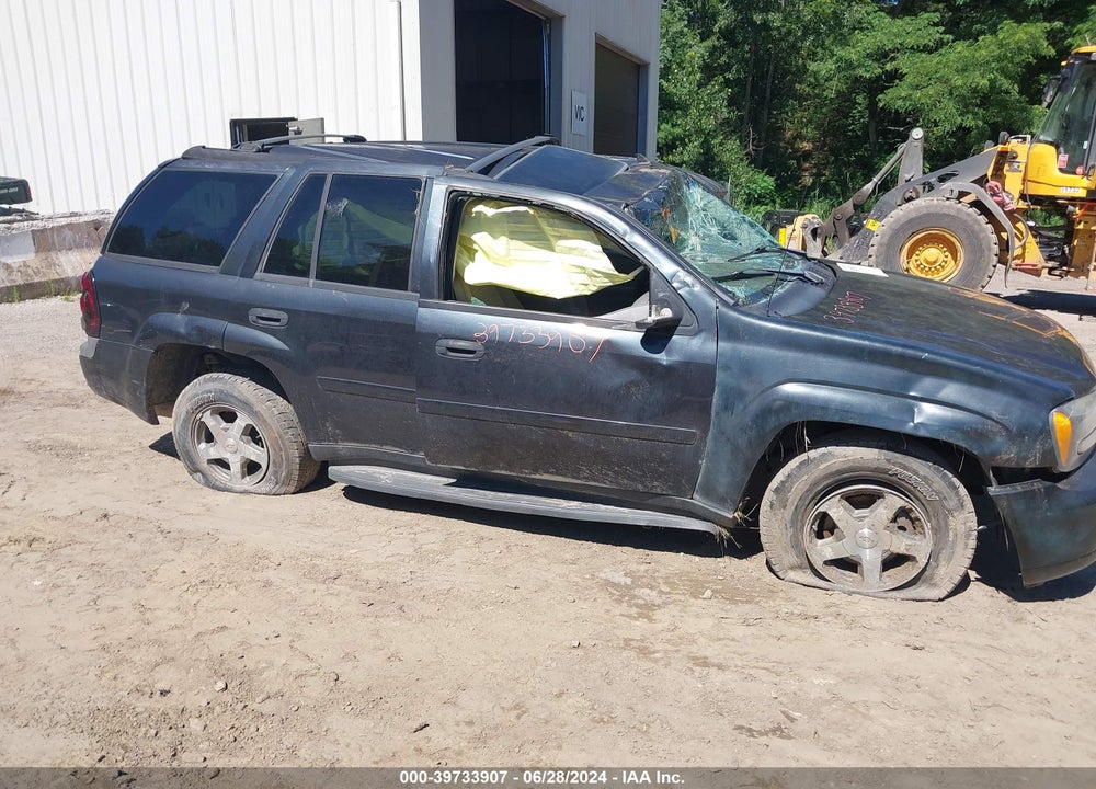 2006 CHEVROLET TRAILBLAZER LS VIN: 1GNDT13S862281626