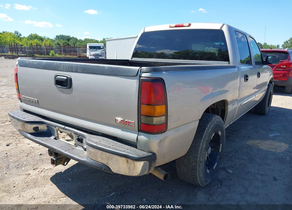2006 GMC SIERRA 1500 SL VIN: 2GTEK13V961268121