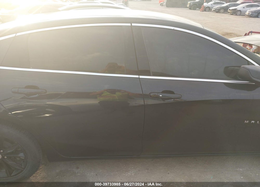 2020 CHEVROLET MALIBU FWD LT VIN: 1G1ZD5STXLF037616