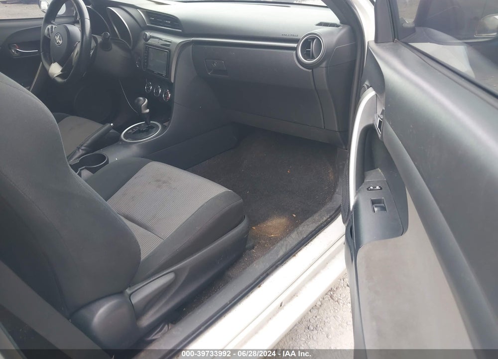 2016 SCION TC VIN: JTKJF5C78GJ015612