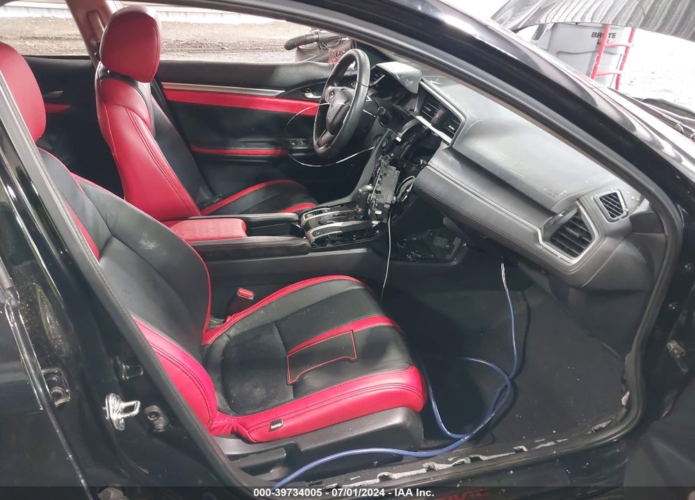 2017 HONDA CIVIC LX VIN: 2HGFC2F51HH526131