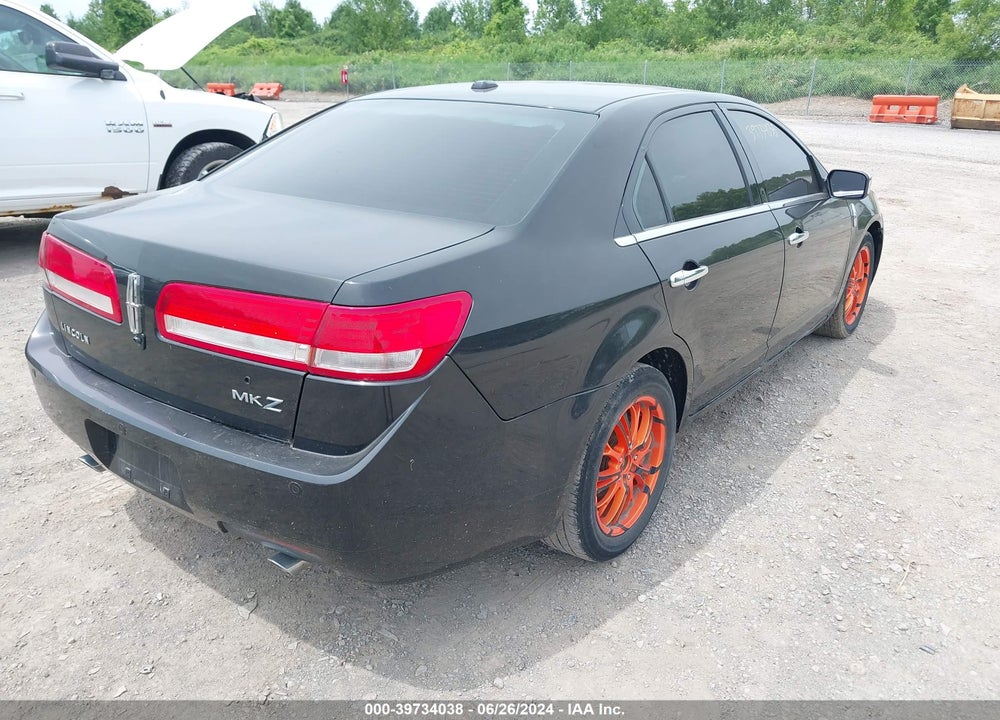 2011 LINCOLN MKZ VIN: 3LNHL2GC8BR752498