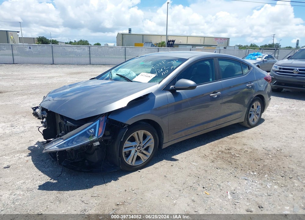 2019 HYUNDAI ELANTRA VIN: 5NPD84LF7KH482442