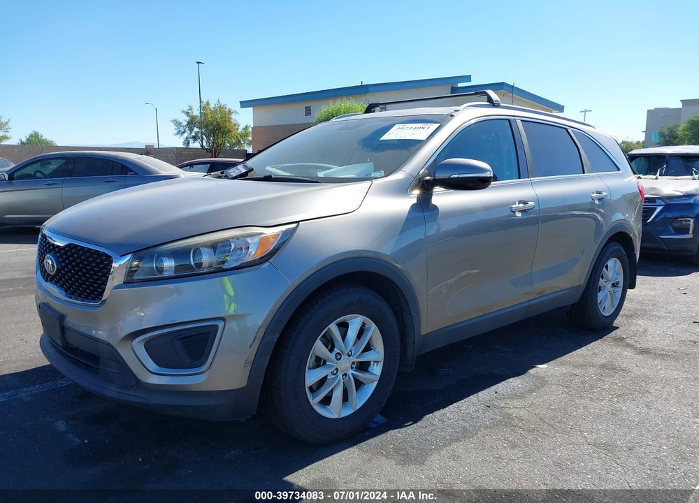 2016 KIA SORENTO 2.4L LX VIN: 5XYPG4A32GG157804