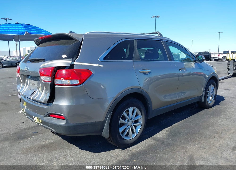 2016 KIA SORENTO 2.4L LX VIN: 5XYPG4A32GG157804