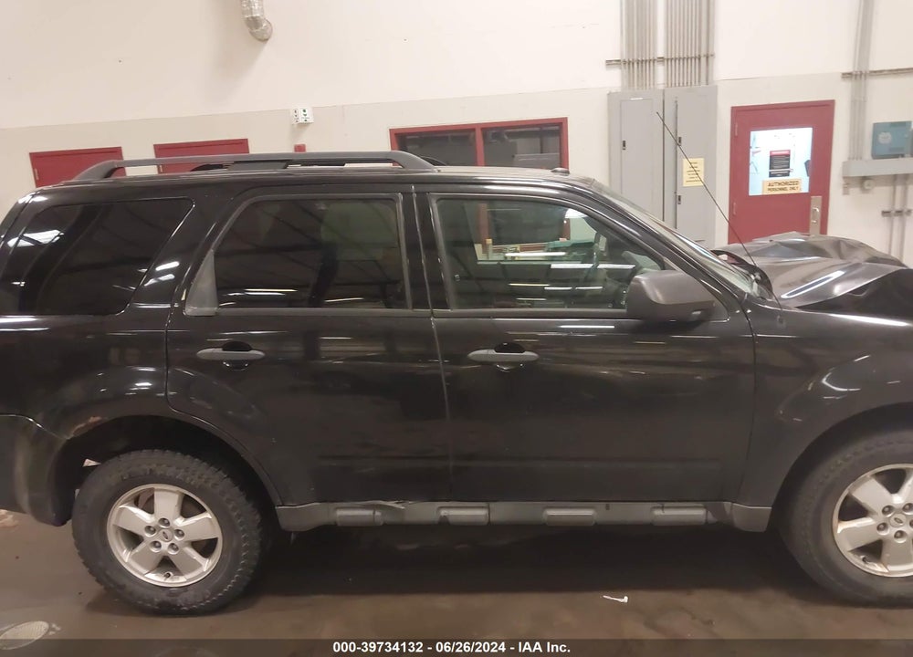 2011 FORD ESCAPE VIN: 1FMCU9DGXBKA08770