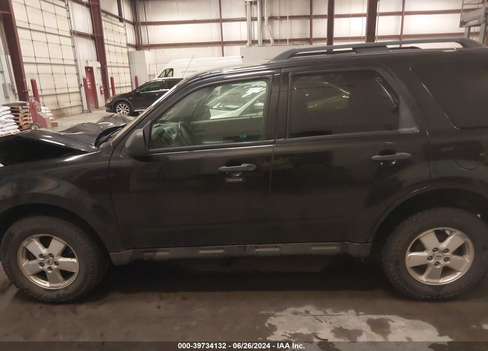 2011 FORD ESCAPE VIN: 1FMCU9DGXBKA08770
