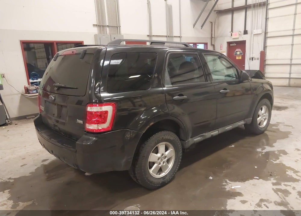 2011 FORD ESCAPE VIN: 1FMCU9DGXBKA08770