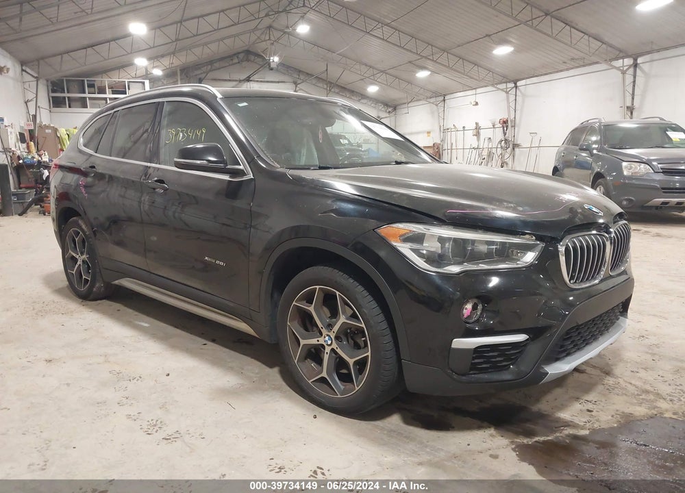 2016 BMW X1 XDRIVE28I VIN: WBXHT3C34GP881212