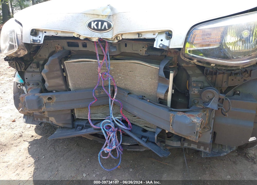 2016 KIA SOUL VIN: KNDJN2A22G7829431