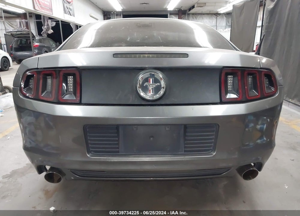 2014 FORD MUSTANG V6 VIN: 1ZVBP8AM5E5239605