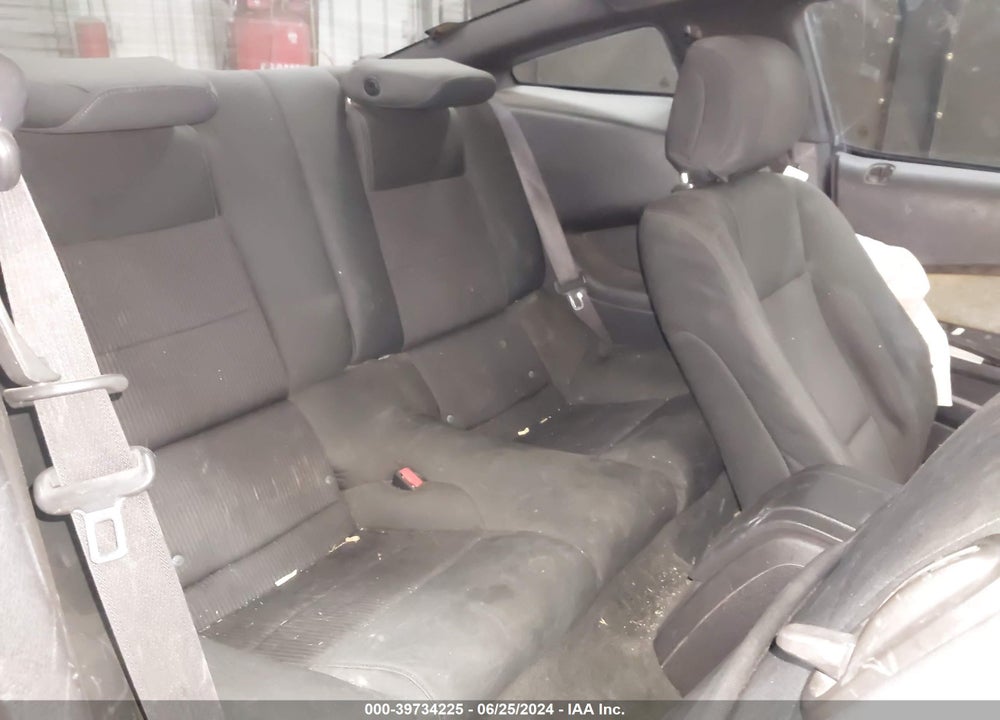 2014 FORD MUSTANG V6 VIN: 1ZVBP8AM5E5239605