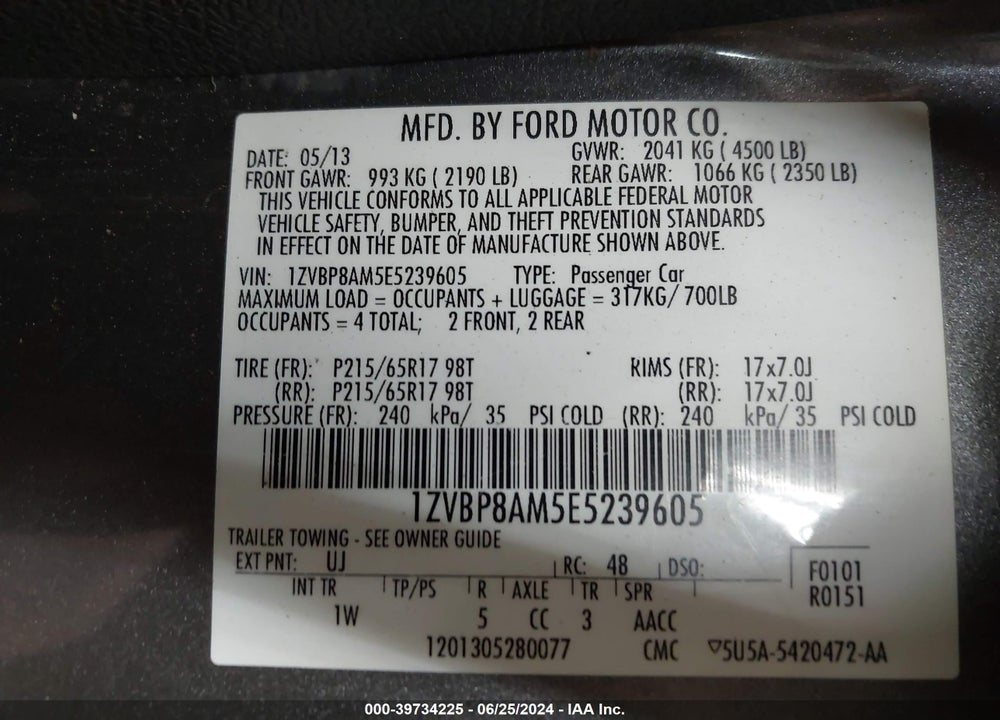 2014 FORD MUSTANG V6 VIN: 1ZVBP8AM5E5239605