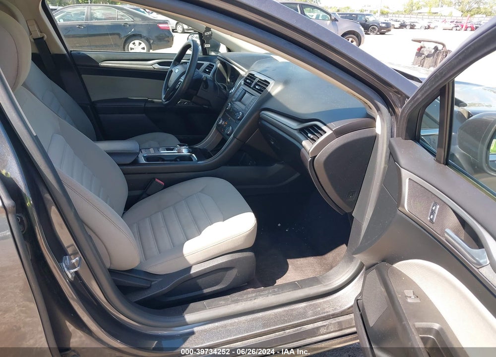 2017 FORD FUSION S VIN: 3FA6P0G72HR368996