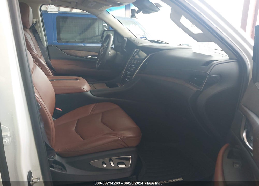 2017 CADILLAC ESCALADE LUXURY VIN: 1GYS3BKJ8HR242022