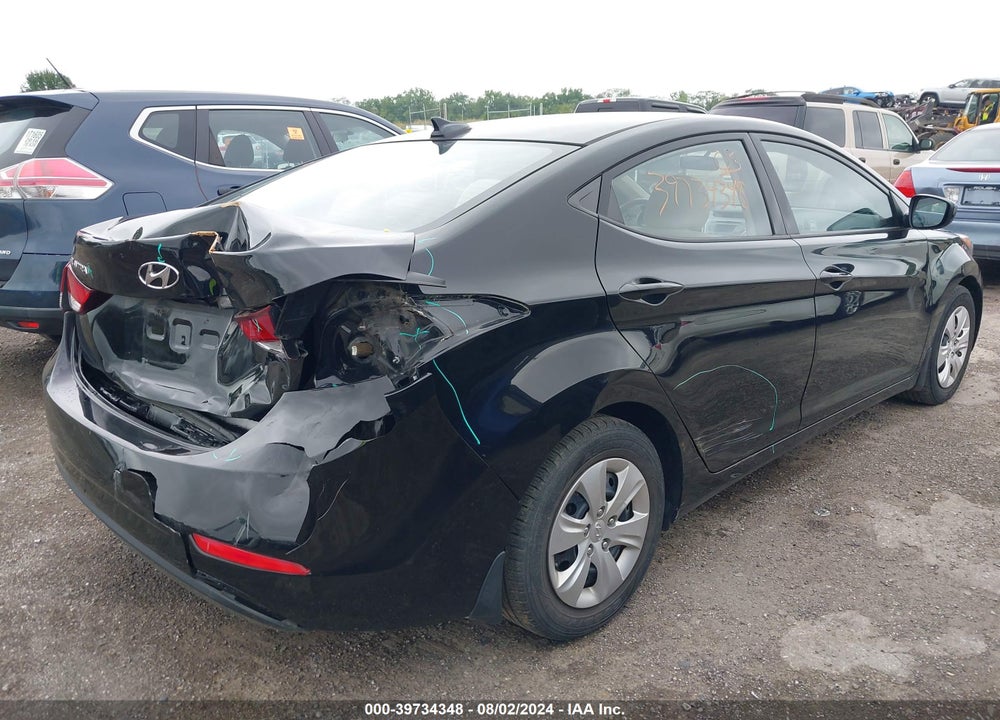 2016 HYUNDAI ELANTRA SE VIN: 5NPDH4AE4GH775247